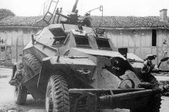 sdkfz_222_destroyed_afv
