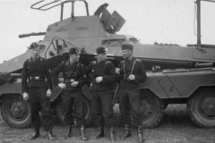 sdkfz_232_8_rad_Funkwagen_