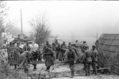 SdKfz_250_neu_Balkans_1943_4