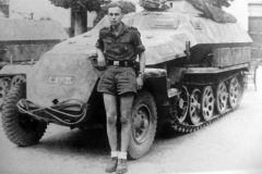 SdKfz_251-10_Ausf_C_LAH_eastern_front_1943