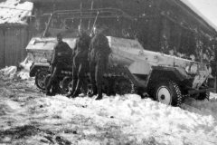 SdKfz_251-3_winter_camo