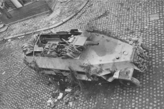 SdKfz_251-9_Ausf_D_