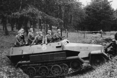 SdKfz_251_Ausf_B-7