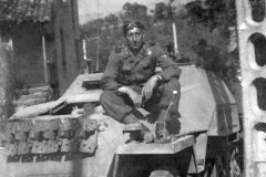 SdKfz_251_Ausf_D_Waffen_ss_2nd_SS_Panzer_Division_Das_Reich_France_1944