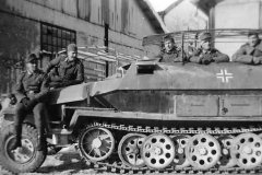 SdKfz_251_Funkpanzerwagen
