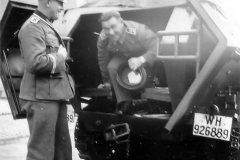 SdKfz_251_rear_doors