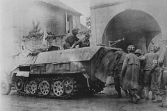 Sd_Kfz251_Chambois_20aug44