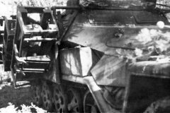 Sd_Kfz_251_Stuka_Zu_Fuss