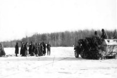 Sdkfz_251_Stuka_Zu_Fuss