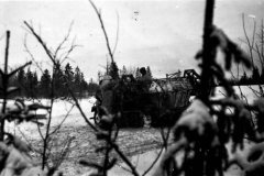 Sdkfz_251_Stuka_Zu_Fuss_winter