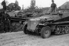 SdKfz_252_and_StuG_III