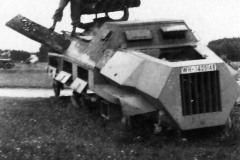 captured_panzerwerfer_42_auf_Selbstfahrlafette_SdKfz_4