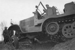 Sdkfz_6_halftrack_6
