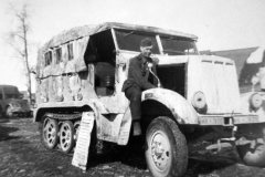 wehrmacht_halftrack_SdKfz_6_2