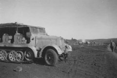 Afrika_Korps_halftrack_SdKfz_7_DAK