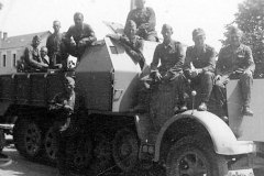 Gepanzerter_SdKfz_7_Waffen_SS