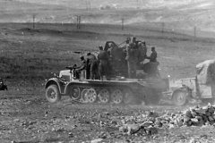 SdKfz_7-1_with_Flak_38_in_combat