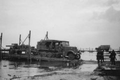 SdKfz_7_on_bridge