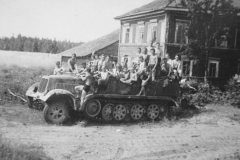 Sd_Kfz_7_half_track_4