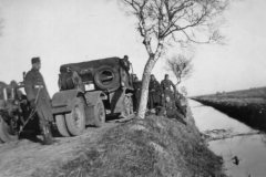 Sdkfz_7_half_track_1