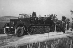Sdkfz_7_half_track_2
