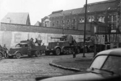 8.8cm_Flak_18_Selbstfahrlafette_auf_Zugkraftwagen_12t__SdKfz_8_halftracks