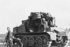 8.8cm_Flak_18_Selbstfahrlafette_auf_Zugkraftwagen_12t__SdKfz_8_rear
