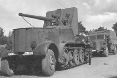 sdKfz_8_flak18_Bunkerknacker