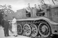 German_18_ton_heavy_half_track_FAMO