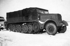 Prime_mover_SdKfz_9_FAMO