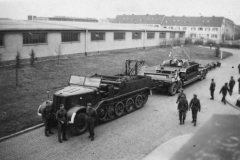 Sd.Kfz_.9_FAMO_18_ton_Halftrack_with_trailer