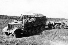 SdKfz_9_Famo_with_trailer