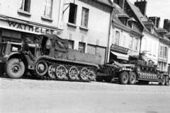 Sdkfz_9_Famo_Halftrack_and_tank_transporter_Sd_Ah_116_France
