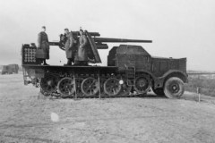 Sdkfz_9_with_88_mm_flak