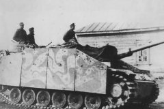 German_assault_gun_StuG_40_2