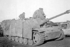 German_assault_gun_StuG_40_number_5