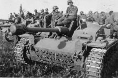 German_tank_destroyer_StuG_40_Ausf_F