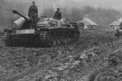 German_tank_destroyer_StuG_40_Ausf_F_3