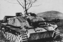 StuG_40_Ausf_G_number_712