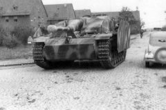 StuG_40_Ausf_G_with_side_schurzen