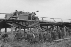 StuG_40_bridge