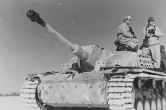 StuG_40_winter_1943