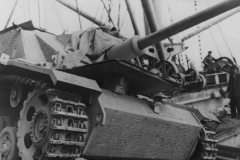 StuG_40_with_zimmerit