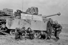 Stug_III_ausf_G_with_bolted_Schurzen