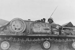 Sturmgeschutz-Abteilung_226_StuG_III_winter_camo