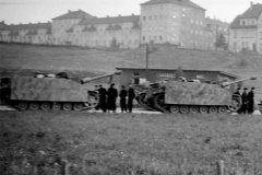Sturmgeschutz_StuG_40_of_Panzer_Regiment_2_Eisenach