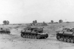 Sturmpanzer_II_Bison_15cm_sIG33_auf_Fahrgestell_PzKpfw_II_Sf