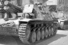 Sturmpanzer_II_Bison_II_Sdkfz_Afrika_Dak_Balkenkreuz