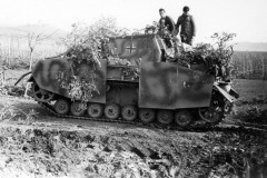 Brummbar_italy_1944_216