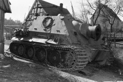 Sturmtiger_1001_battery_Drolshagen_April_1945